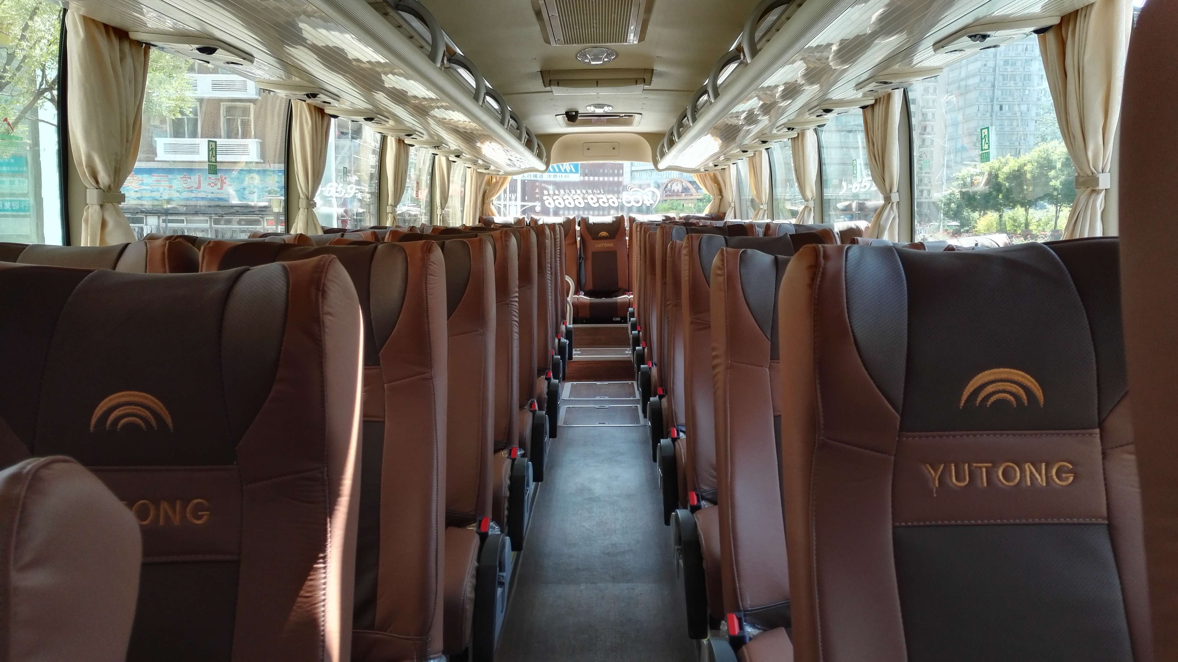 XML6700考斯特纯电动客车-厦门金龙旅行车有限公司